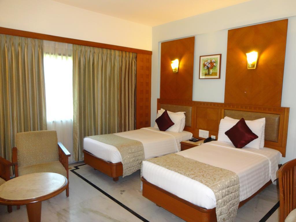 Jp Chennai Hotel Eksteriør billede